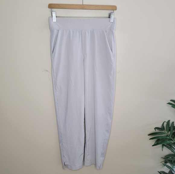 Athleta | Brooklyn Mid-Rise Ankle Athleisure Pants Abalone Cream Size 0 - Picture 1 of 6